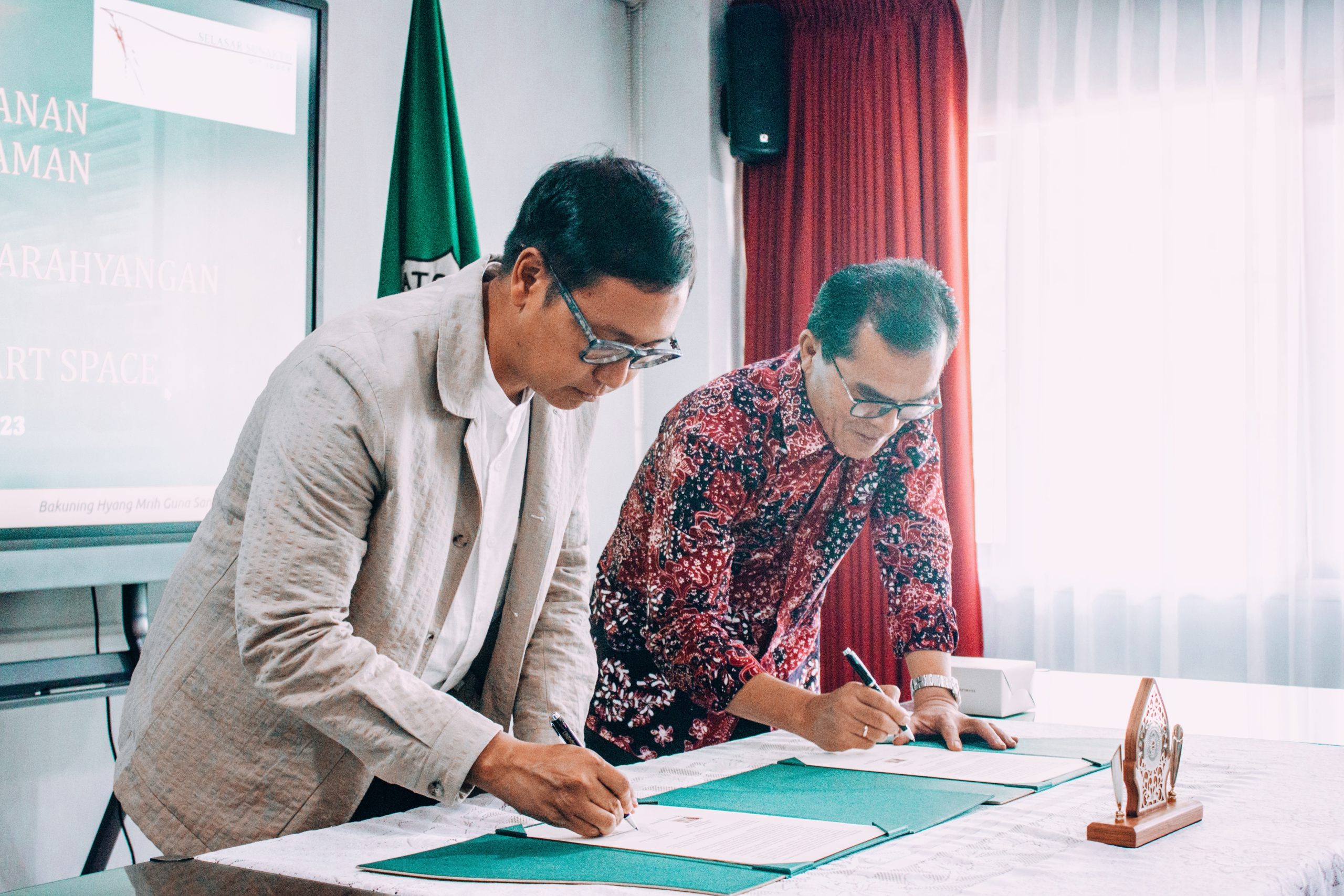 MoU Signing Ceremony – UNPAR and Selasar Sunaryo Art Space (SSAS)
