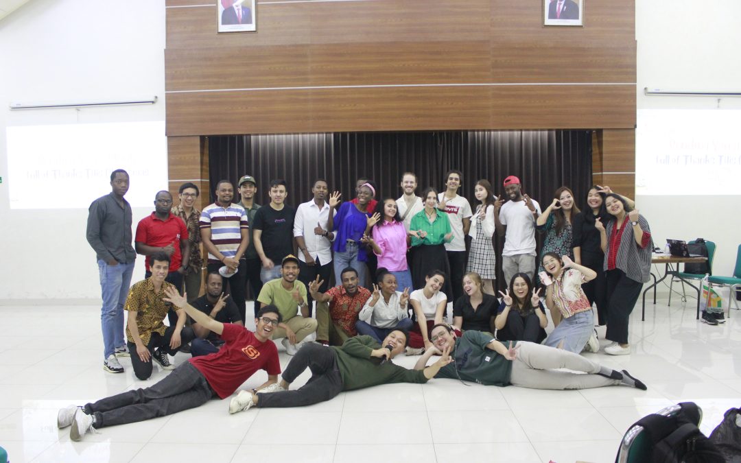 IO UNPAR Held Christmas Lunch with International Students