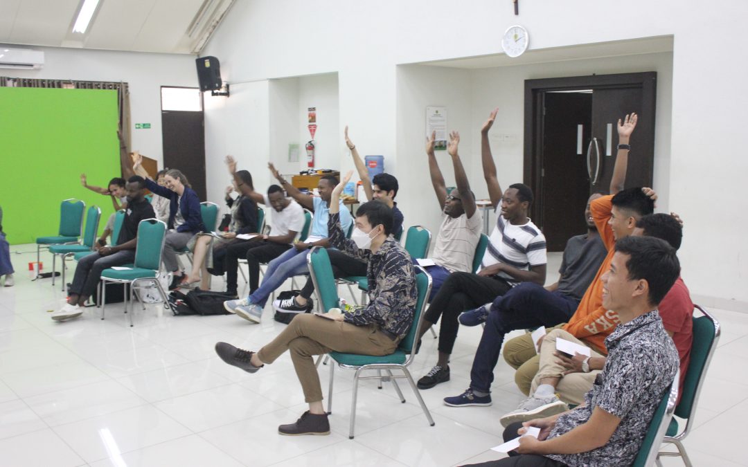 Moonlit Mixer – UNPAR International Students’ March Meet Up